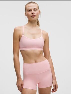 Flow-Y Lululemon Sports Bra - light pink